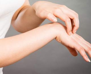 Аллергия на латексные перчатки: как предотвратить?